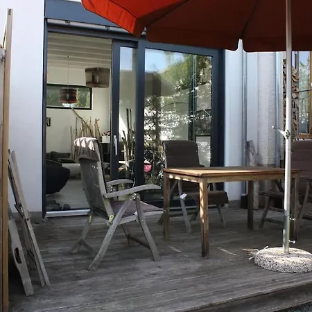 Ruhige Dhh In Seenahe Mit Garten Апартаменты *
